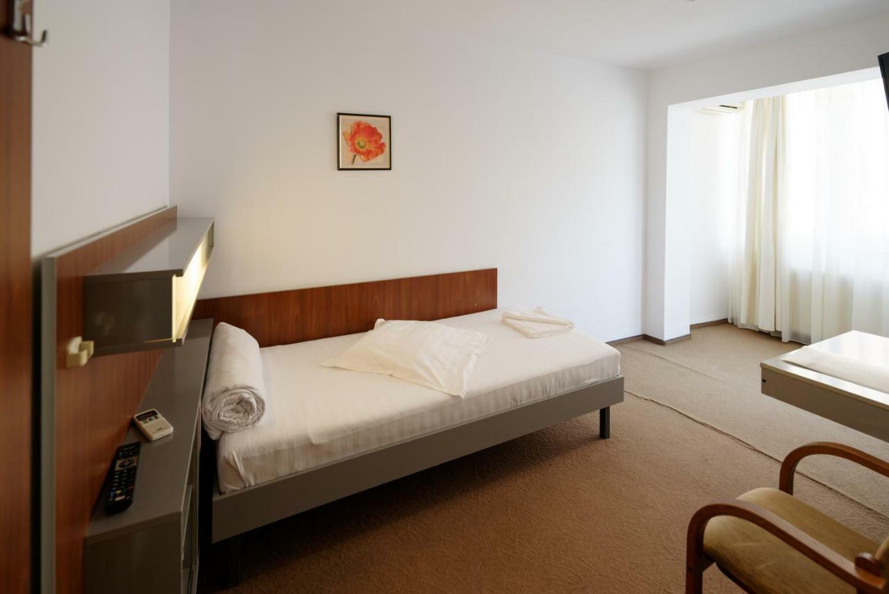 Vila Rosa Hotel Cluj-Napoca Luaran gambar